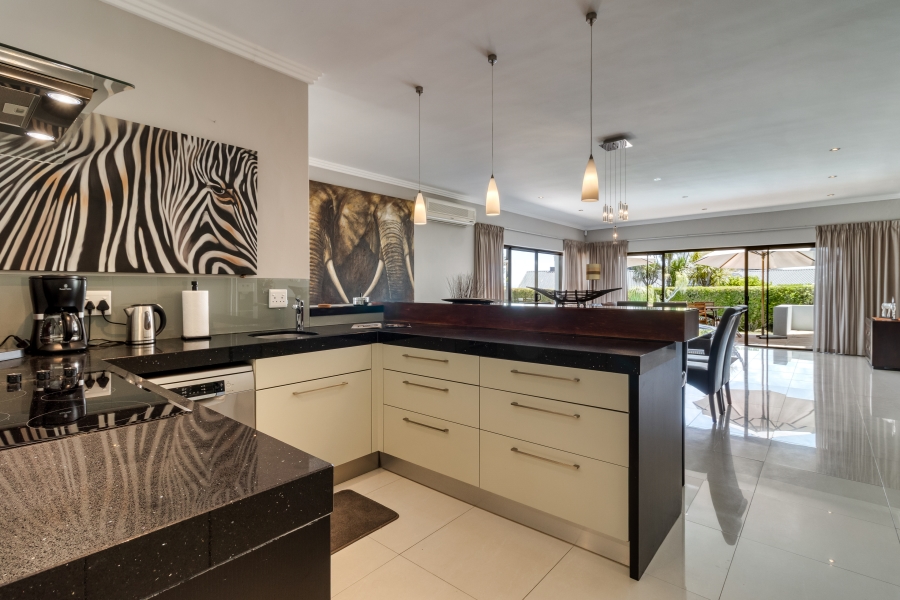 5 Bedroom Property for Sale in Helderberg Estate Western Cape